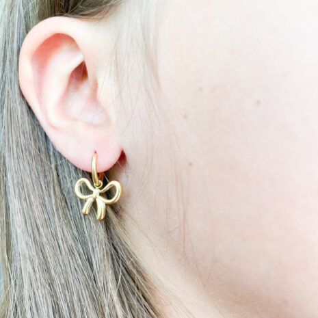 Schmuck Namen (46 von 48) Schmuck Namen (46 von 48)